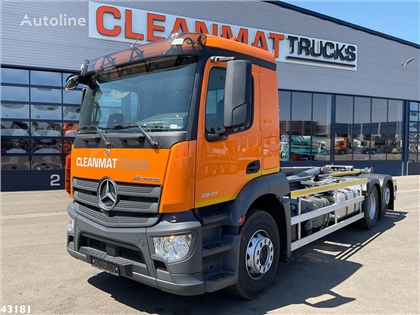 Mercedes Actros Ciężarówka hakowiec Mercedes-Benz Actros 2643 VDL 21 Ton haakarmsysteem