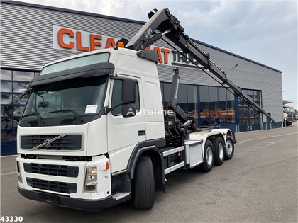 Volvo FM 480 8x4 Hiab 28 Tonmeter laadkraan