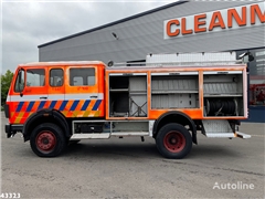 Samochód pożarniczy Mercedes-Benz 1017 AF 4x4 Bran