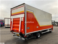 DAF FA LF 210 Euro 6 with DHollandia taillift