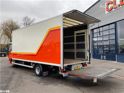 DAF FA LF 210 Euro 6 with DHollandia taillift