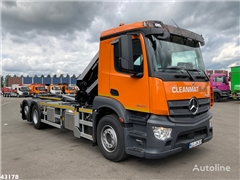 Mercedes Actros Ciężarówka hakowiec Mercedes-Benz Actros 2643 Euro 6 HMF 23 Tonmeter laadkraan