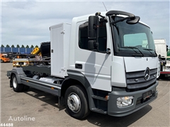 Mercedes Atego Ciężarówka hakowiec Mercedes-Benz Atego 1218 Euro 6 Manual 7 Ton haakarmsysteem