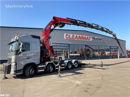 Żuraw samojezdny Volvo FH 540 Fassi 165 Tonmeter l