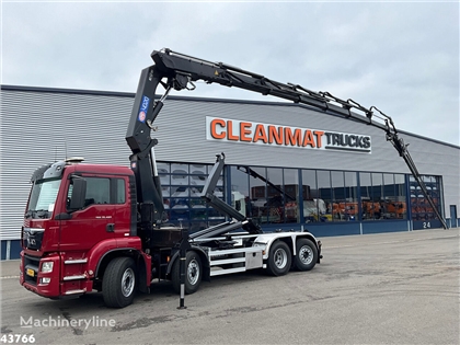 Żuraw samojezdny MAN TGS 35.480 8x4H Euro 6 HMF 40