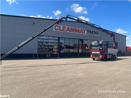 Żuraw samojezdny DAF FAQ CF 510 8x2 Euro 6 HMF 40