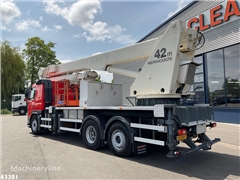 Podnośnik koszowy Volvo FM 330 Terex 42 meter hoog