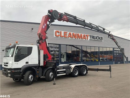 Żuraw samojezdny IVECO Trakker AT410T41 8x4 HMF 85