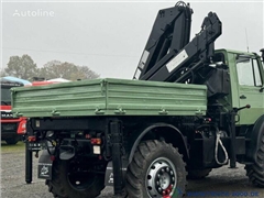 Ciężarówka burtowa Unimog U2450