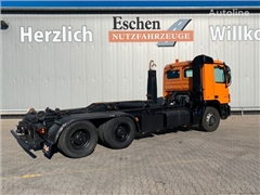 Mercedes Actros Ciężarówka hakowiec Mercedes-Benz Actros 2644 MP2