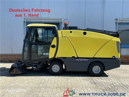 Zamiatarka Johnston Sweeper CX 201