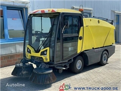 Zamiatarka Johnston Sweeper CX 201