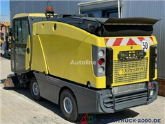 Zamiatarka Johnston Sweeper CX 201