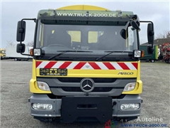 Zamiatarka Mercedes-Benz 1524 Winterdienst