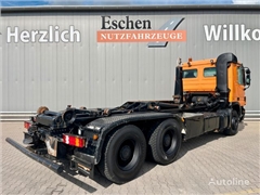 Mercedes Actros Ciężarówka hakowiec Mercedes-Benz Actros 2644 MP2