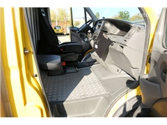 Iveco Daily 35 S11 C30C AUTOMATIK KAMERA Regale LUFT D