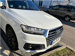 Crossover Audi Q7 S-Line 3.0