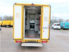 Iveco Daily 35 S11 C30C AUTOMATIK KAMERA MAXI Regale L