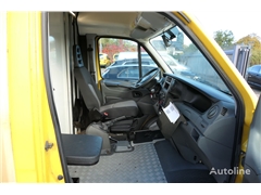 Iveco Daily 35 S11 C30C AUTOMATIK KAMERA Regale LUFT D