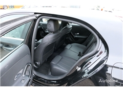 Hatchback Mercedes-Benz A 200 d Business Leder Nav