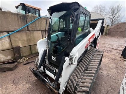 Bobcat T76