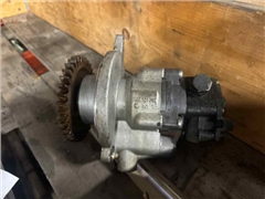 VOLVO STEERING PUMP 21110365