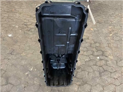 VOLVO OIL SUMP 	20720870