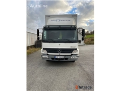 Mercedes Atego Sprzedam ciężarówkę furgon Mercedes-Benz Atego 818 42AT poprzez aukcję