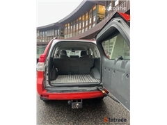 Sprzedam SUV Toyota LAND CRUISER 150SERIES poprzez