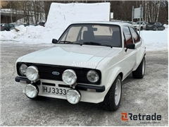 Sprzedam sedan Ford Escort poprzez aukcję