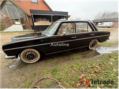 Sprzedam sedan Mercedes-Benz 200 poprzez aukcję