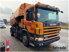 Sprzedam zamiatarka Scania 94D 230 med Johnston-Be