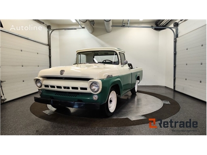 Sprzedam pick-up Ford F-100 poprzez aukcję