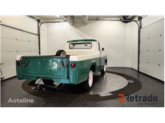 Sprzedam pick-up Ford F-100 poprzez aukcję