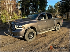 Sprzedam pick-up Dodge RAM 1500 Crew Cab 5.7 V8 HE