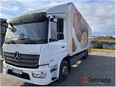 Mercedes Atego Sprzedam ciężarówkę furgon Mercedes-Benz Atego poprzez aukcję