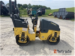 Sprzedam mini walec drogowy BOMAG BW90AD-5 poprzez