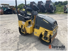 Sprzedam mini walec drogowy BOMAG BW90AD-5 poprzez