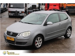 Hatchback Volkswagen Polo + manual + 1.2 benzine