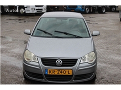 Hatchback Volkswagen Polo + manual + 1.2 benzine