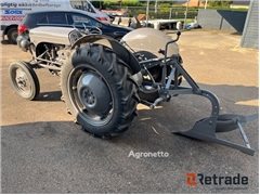 Sprzedam mini traktor Massey Ferguson TEA 20 poprz