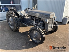 Sprzedam mini traktor Massey Ferguson TEA 20 poprz