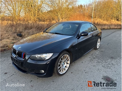 Sprzedam coupé BMW 320 poprzez aukcję