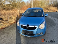 Sprzedam hatchback Opel Agila 1,2 poprzez aukcję