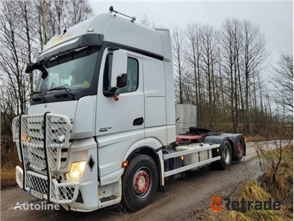 Mercedes Actros Sprzedam ciągnik siodłowy Mercedes-Benz ACTROS 963-0-C poprzez aukcję