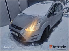 Sprzedam minivan Ford S-max poprzez aukcję