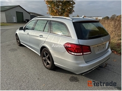 Sprzedam kombi Mercedes-Benz E 220 Cdi poprzez auk