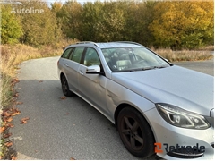 Sprzedam kombi Mercedes-Benz E 220 Cdi poprzez auk