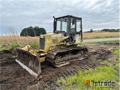 Sprzedam spychacz Komatsu D37P-5 poprzez aukcję