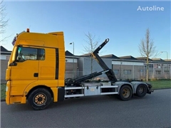 MAN TGX 28.480 haakarm HYVA 26 ton , voor 7 plus bakke